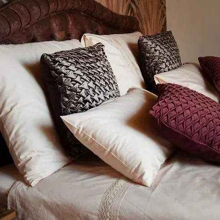 Luxury Nature With Heated Private Pool, Sauna & Fire Pit, A Short Walk To The