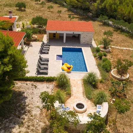 ヴィラ Luxury Nature With Heated Private Pool, Sauna & Fire Pit, A Short Walk To The
