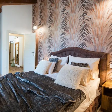 Luxury Nature With Heated Private Pool, Sauna & Fire Pit, A Short Walk To The * ミルナ