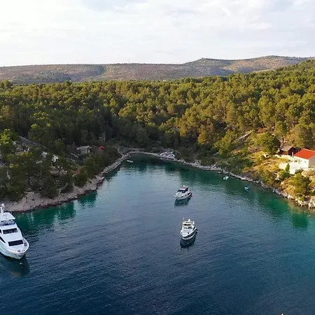 Villa Luxury Nature With Heated Private Pool, Sauna & Fire Pit, A Short Walk To The