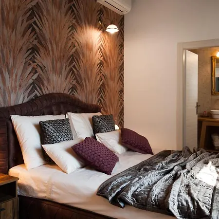 Luxury Nature With Heated Private Pool, Sauna & Fire Pit, A Short Walk To The * Milna (Brac)