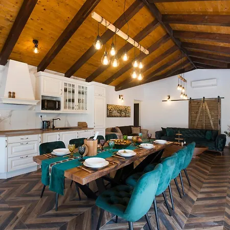Luxury Nature With Heated Private Pool, Sauna & Fire Pit, A Short Walk To The * Milna (Brac)