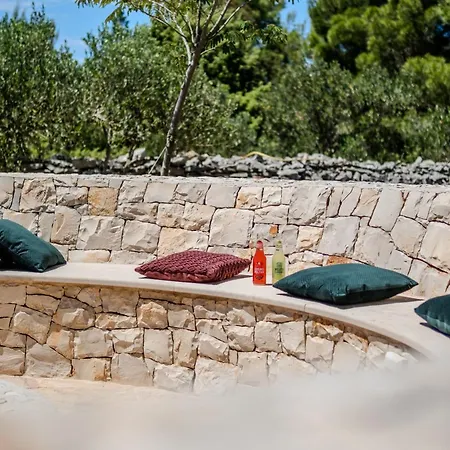 Vila Luxury Nature With Heated Private Pool, Sauna & Fire Pit, A Short Walk To The *