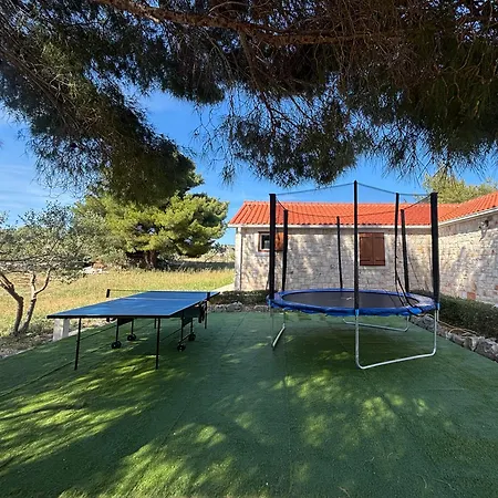 Vila Luxury Nature With Heated Private Pool, Sauna & Fire Pit, A Short Walk To The