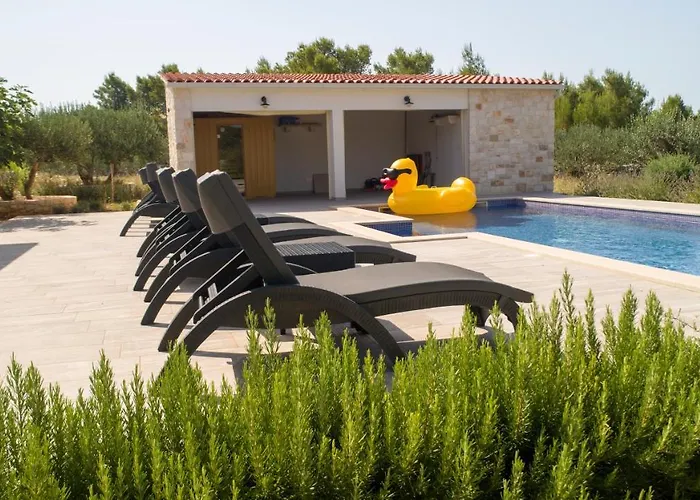 Luxury Nature With Heated Private Pool, Sauna & Fire Pit, A Short Walk To The Villa *
