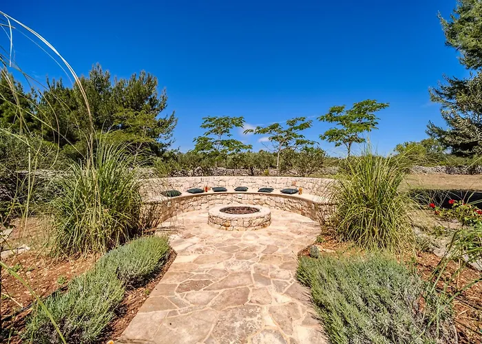 Villa Luxury Nature With Heated Private Pool, Sauna & Fire Pit, A Short Walk To The